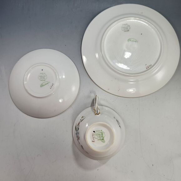 Shelley China Trio Chelsea Pattern # 11399 Lunch Plate Tea Cup Saucer Set AS IS - Picture 7 of 10